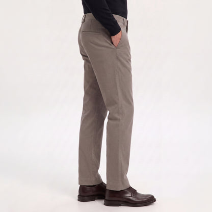 PANTALÓN DRILL MODERNFIT ALGODÓN CON SPANDEX COLOR COCOA