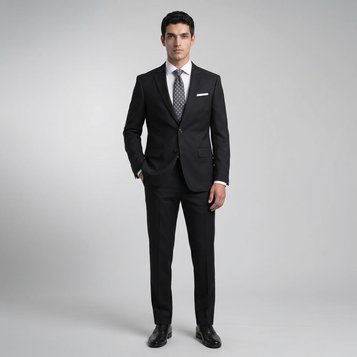 Traje ModernFit lanilla stretch color negro texturizado.